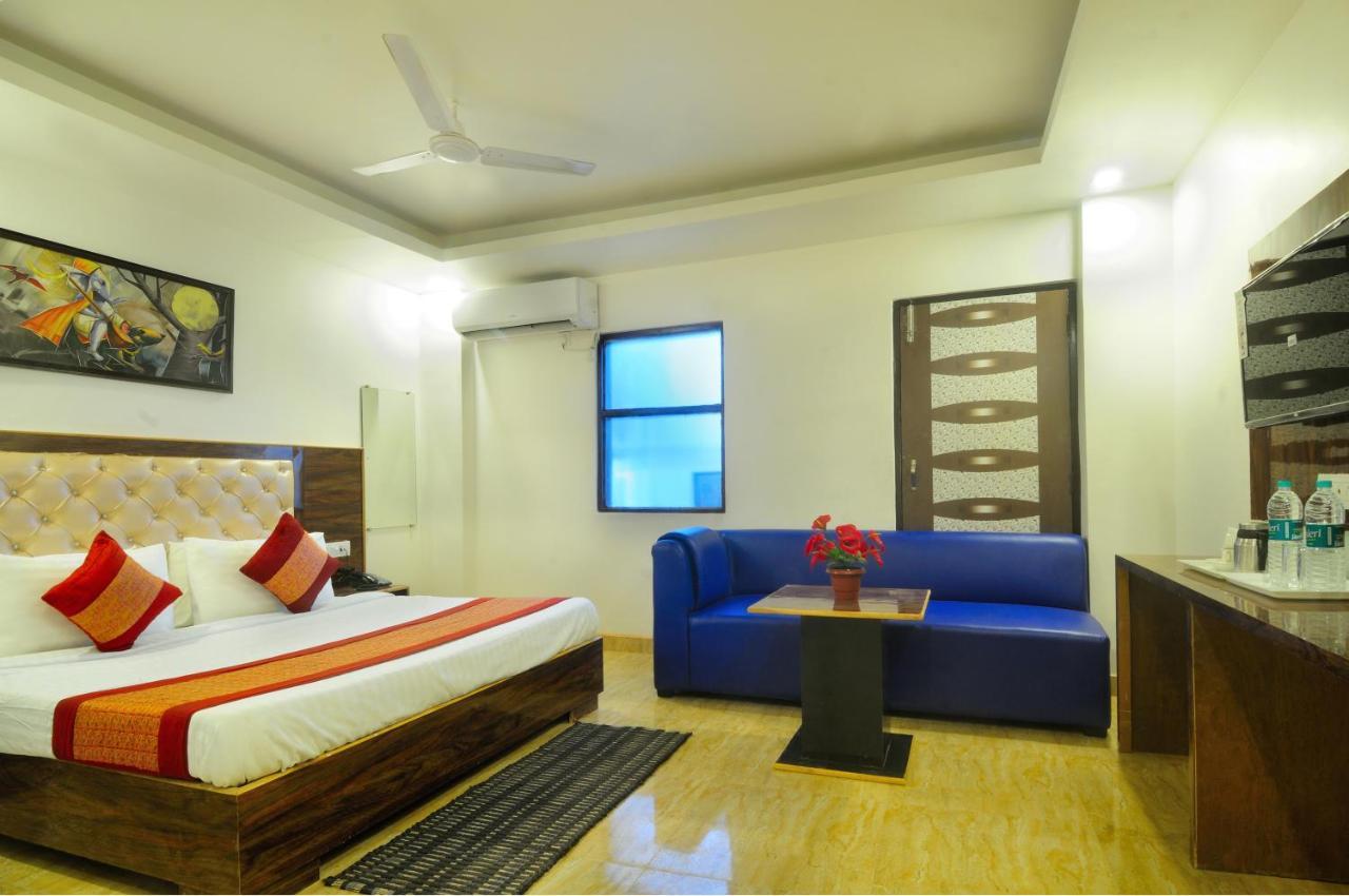 Hotel Noida Delight Экстерьер фото